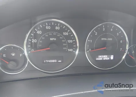 2008 Jeep Grand Cherokee Laredo z USA, uszkodzony, nr VIN 1J8GS48KX8C186767